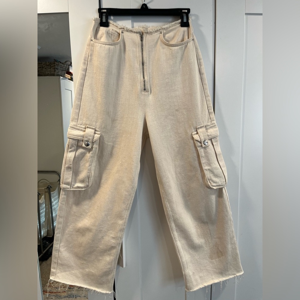 ASOS Women’s 100% Cotton Beige Frayed Wide Leg Cargo Pant Size 26” (81cm)